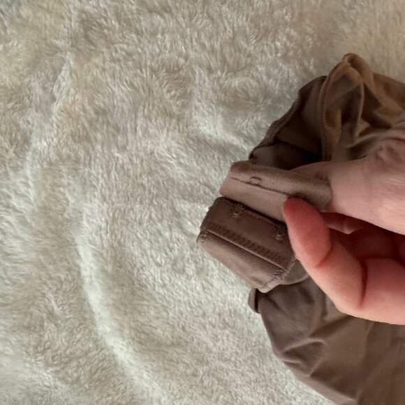 ShaperX NIB 5215 Umber Colored Shapewear Medium Compression Size S/M - Picture 7 of 13